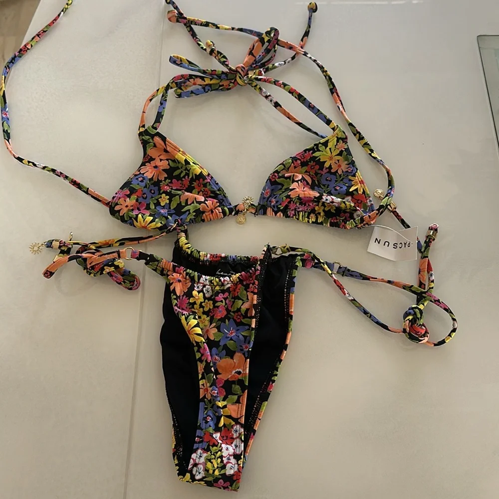 💛NWT LA Hearts Swim